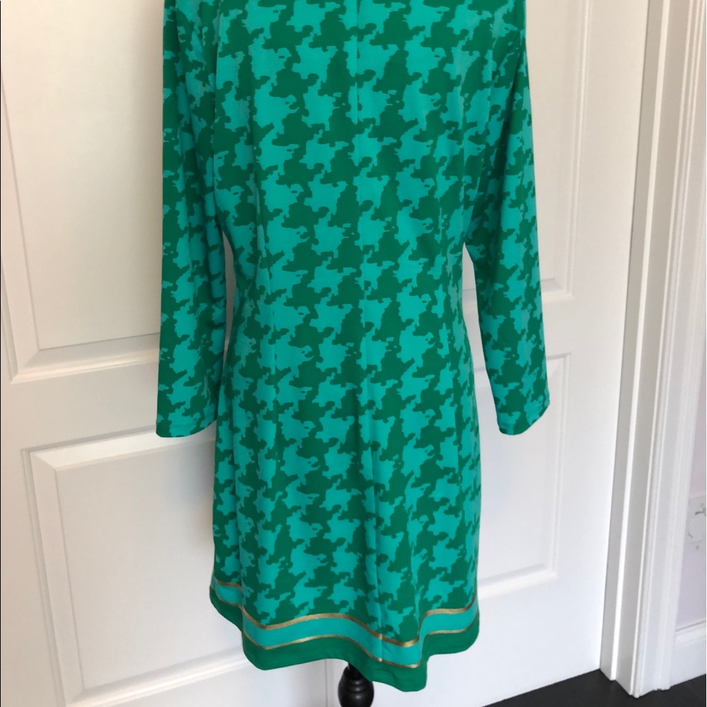 Dress - Picture 3 of 4